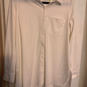 Lysse White Blouse Crisp Professional Top (lululemon type fabric) sweat proof